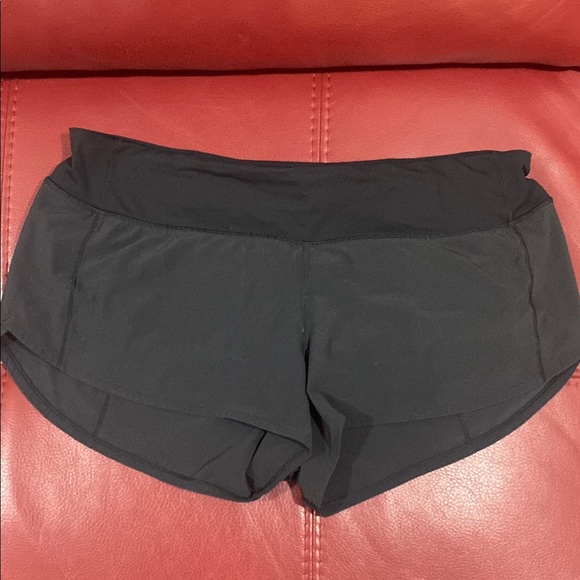 lululemon athletica Women's Black Shorts - Picture 5 of 12